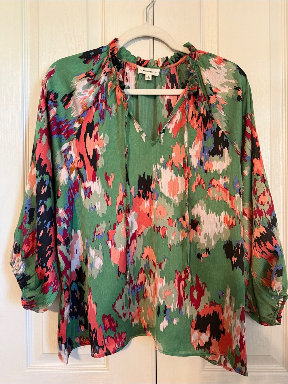 eesome Green Multicolor Abstract Tie-Neck Peasant Blouse